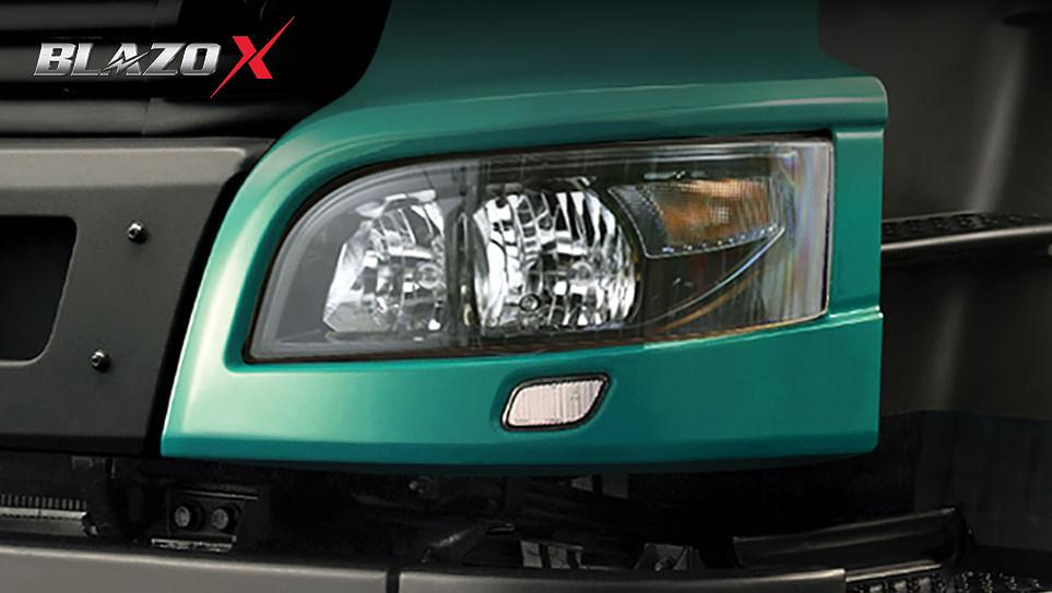 Mahindra Blazo X 42