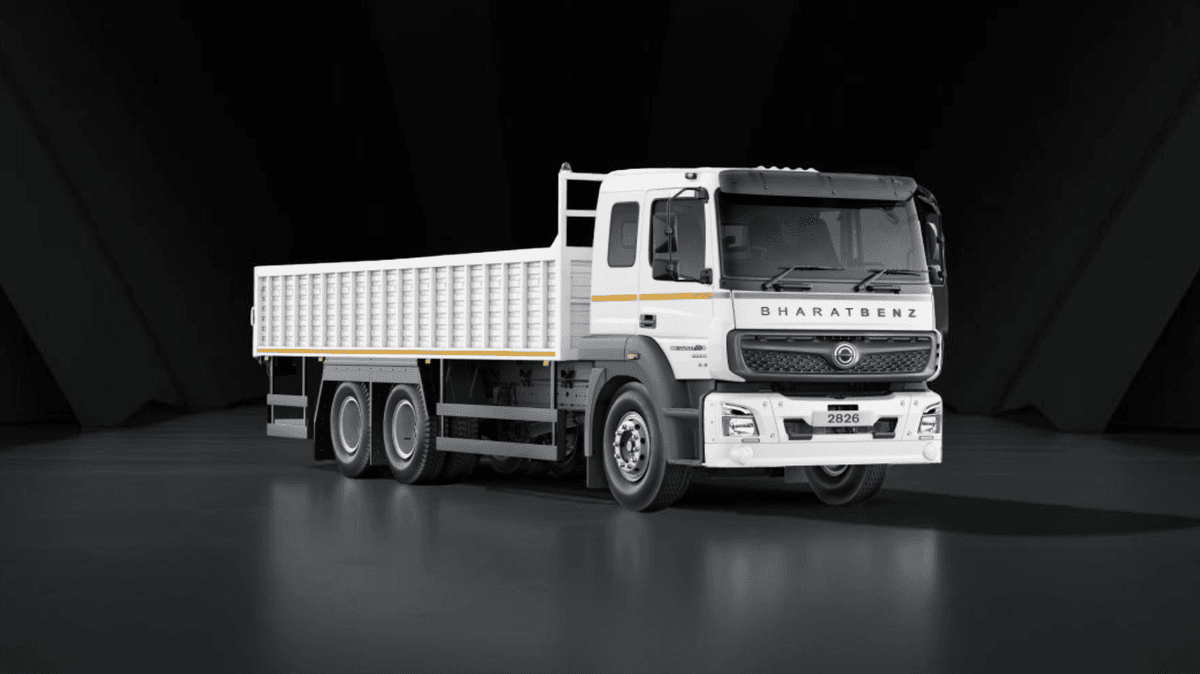 BharatBenz 2826R