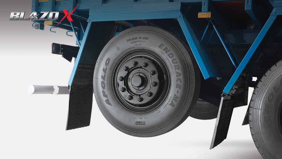 Mahindra Blazo X 35