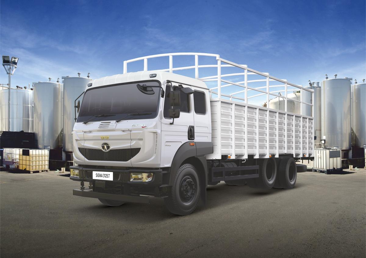 Tata Signa 3125